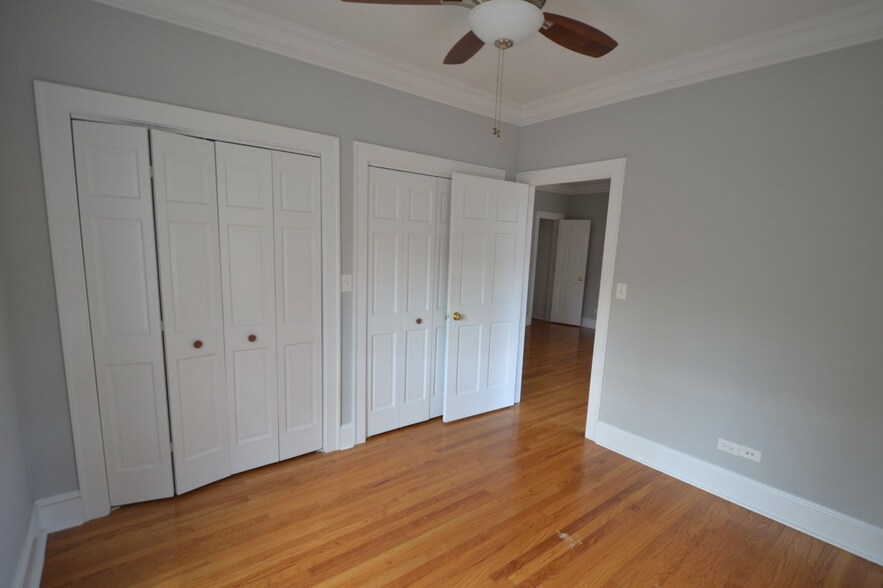 Building Photo - 4427 N Rockwell St