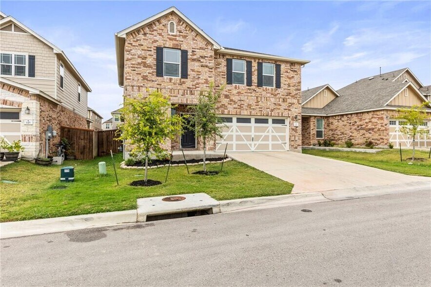 Building Photo - 201 Danablu Dr