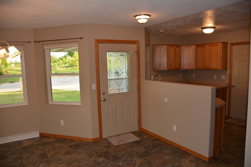 Front Entry - 325 Cordy Lane