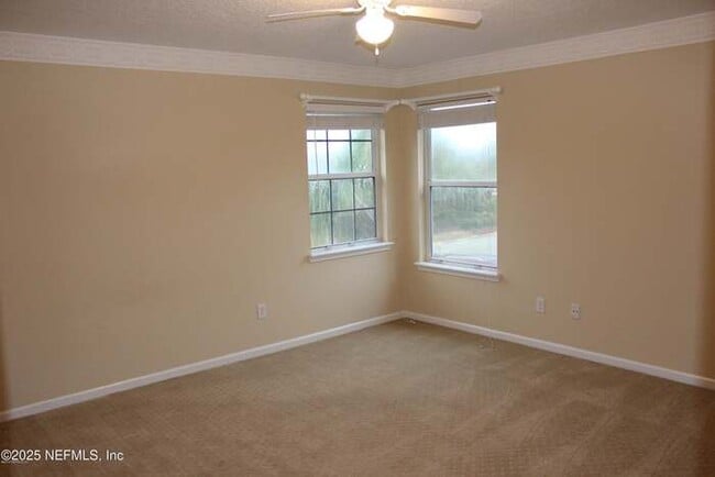 Building Photo - 3149 La Reserve Dr
