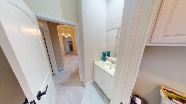 Building Photo - 119 April Waters Dr W