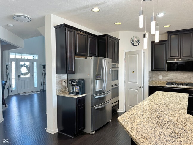 Building Photo - 14451 Integrity Ct