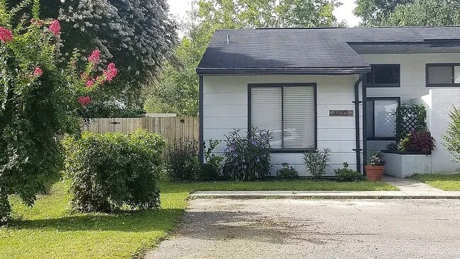 Building Photo - 2839 SW 39th Ave