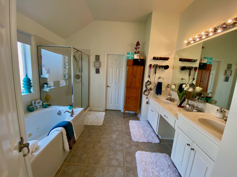 Building Photo - 4405 Vista Glen Ct