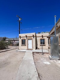 Building Photo - Beautiful 29 Palms Apartment