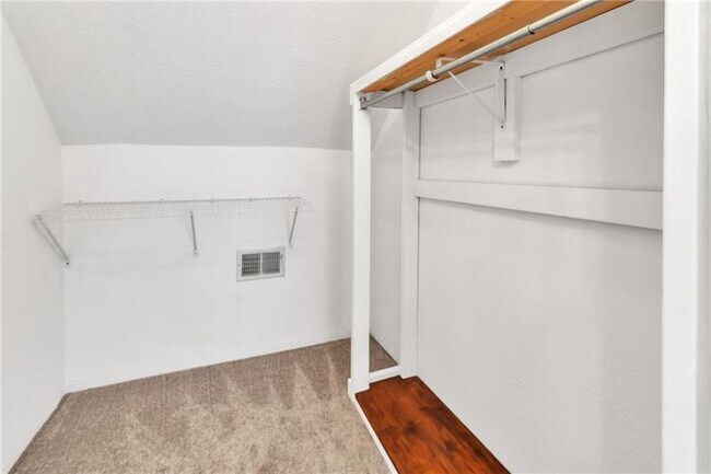 Building Photo - 116 Purvis Ln
