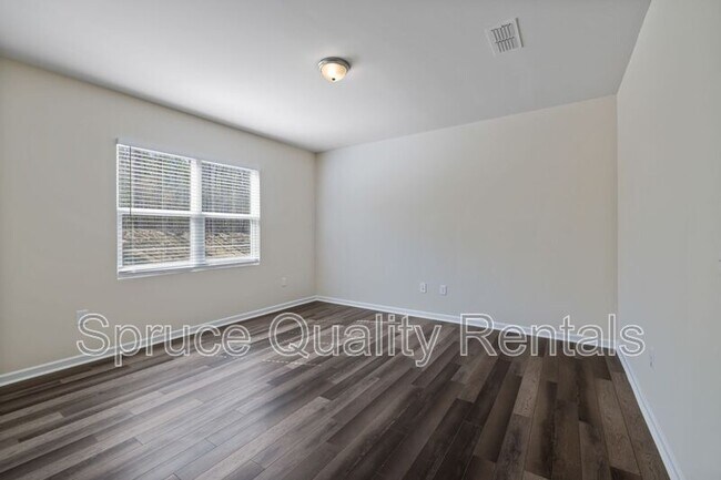 Building Photo - 3548 Bonita Grv Dr