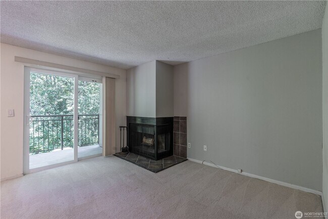 Building Photo - 230 SW Clark St