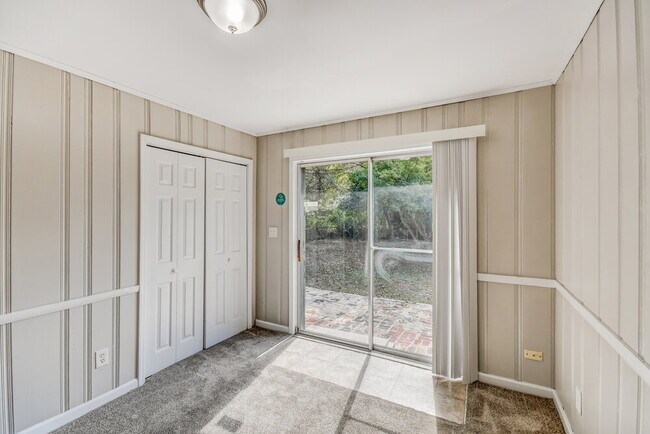 Building Photo - 1217 5 Mile Rd