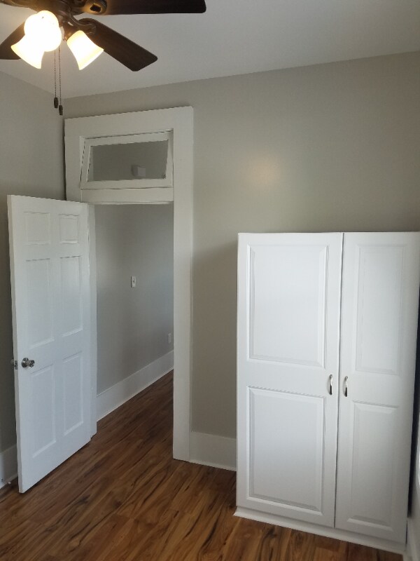 Building Photo - 307 W 41st St