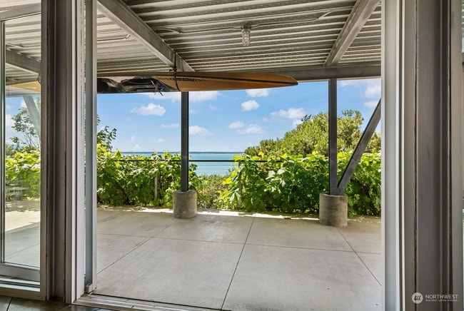 Building Photo - Lease Takeover: Breathtaking 1-Bed ADU Retreat with Spacious Living in Bellingham's Heart