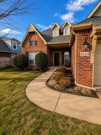 Building Photo - 4508 W Knoxville St