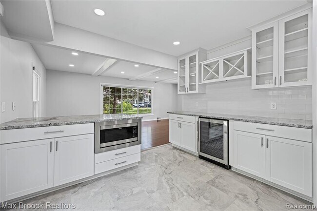 Building Photo - 2601 Lamplighter Ln