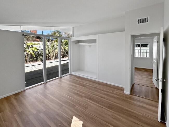 Building Photo - 1115 N Brand Blvd