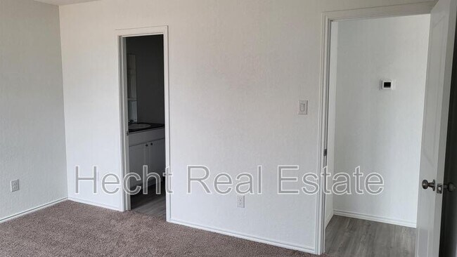 Building Photo - 5911 Coahulia Rdg