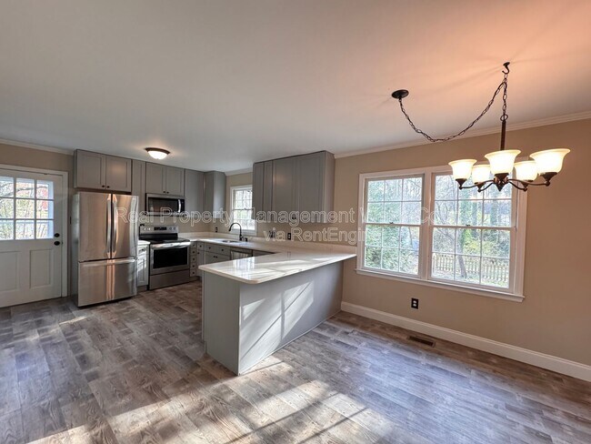 Building Photo - 7001 Norton Ln