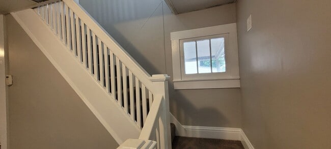 Building Photo - 3 bedroom 1 bathroom home in Brownstown/Leola
