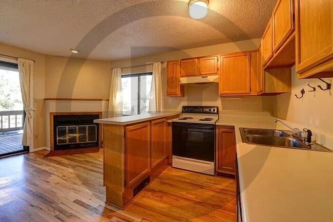 Building Photo - Special Promo Alert!  $500 off of the firs...