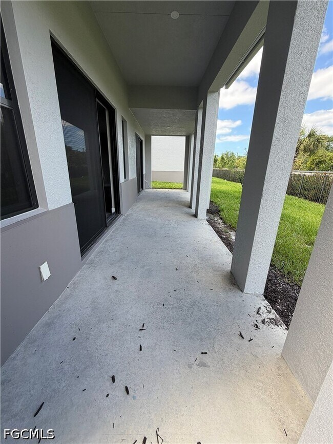 Building Photo - 9908 Porto Fino Cir