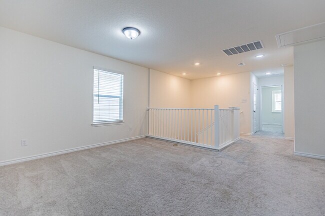 Building Photo - 14839 Vance Jackson Rd