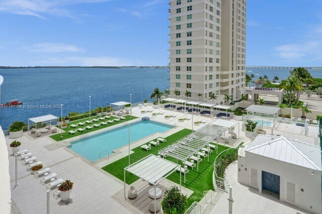 Building Photo - 770 Claughton Island Dr
