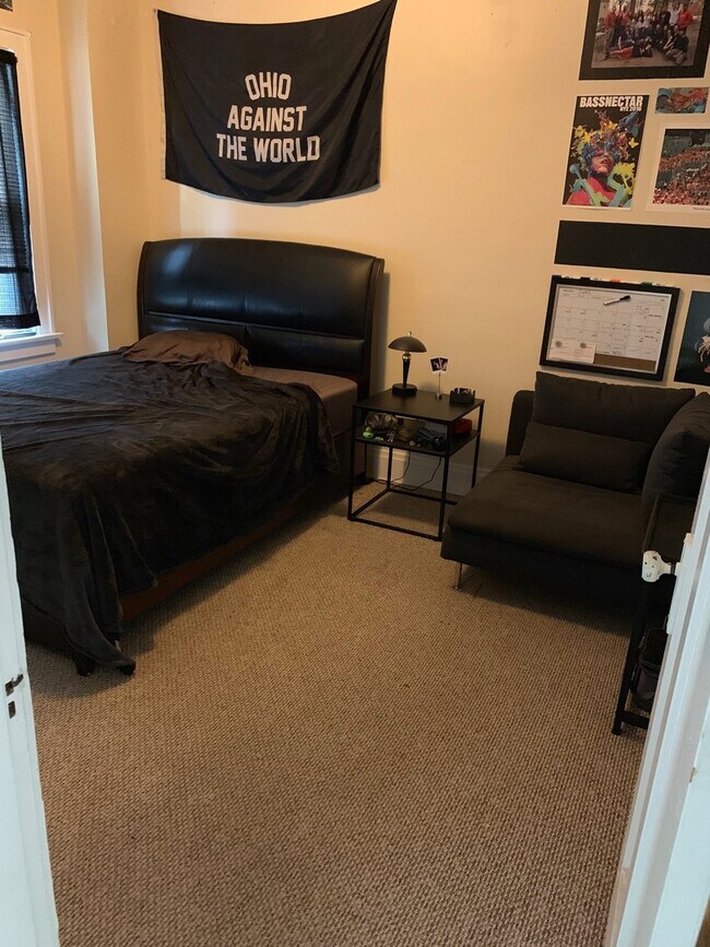 Building Photo - 176 Clinton St