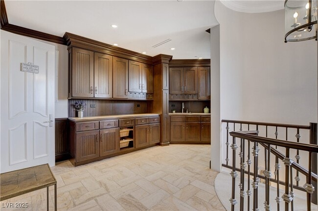 Building Photo - 11 Sable Ridge Ct