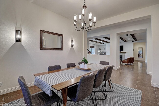 Building Photo - 3163 E Los Altos Ct