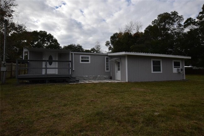 Primary Photo - 40919 Pine Tree Ln