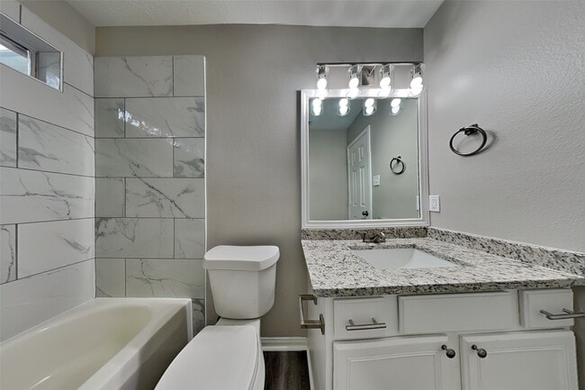 Building Photo - 12234 Innisfall Cir