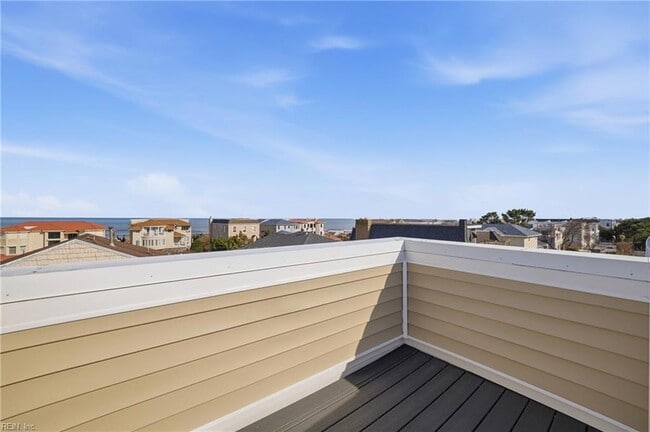 Building Photo - 508 Virginia Dare Dr