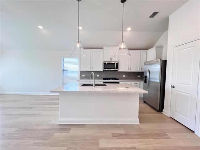 Building Photo - 1805 Willowhurst Ln