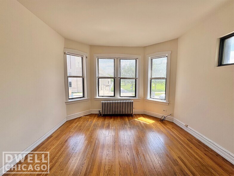 Primary Photo - 1500 N Kedzie Ave