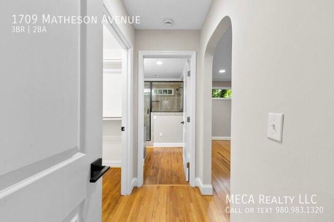 Building Photo - 1709 Matheson Ave