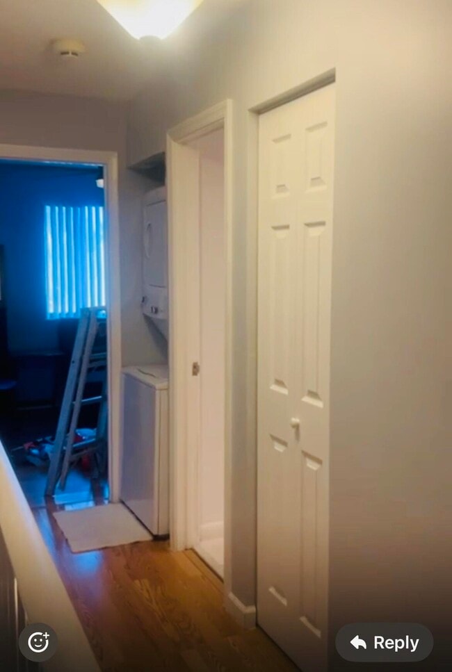 Building Photo - 139 Sparrow Dr