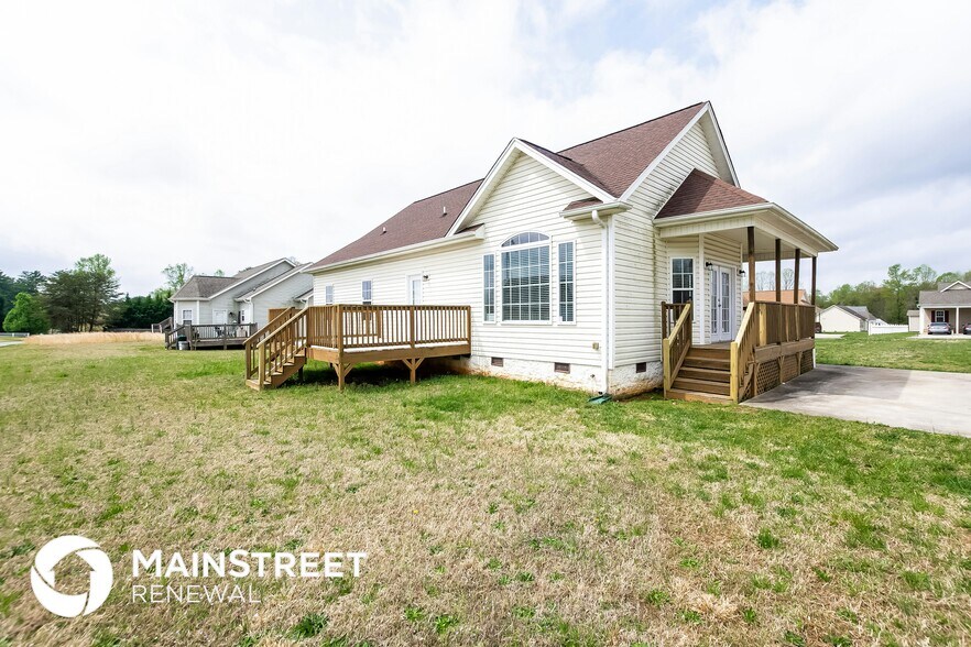 Building Photo - 5125 Asia Chanel Dr