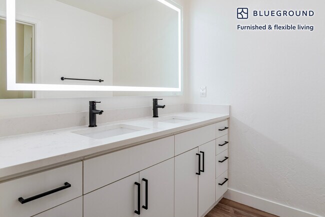 Building Photo - 20200 Lucille Ave