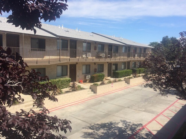 12 Units All 2bdr/1ba - 4210 W Avenue L