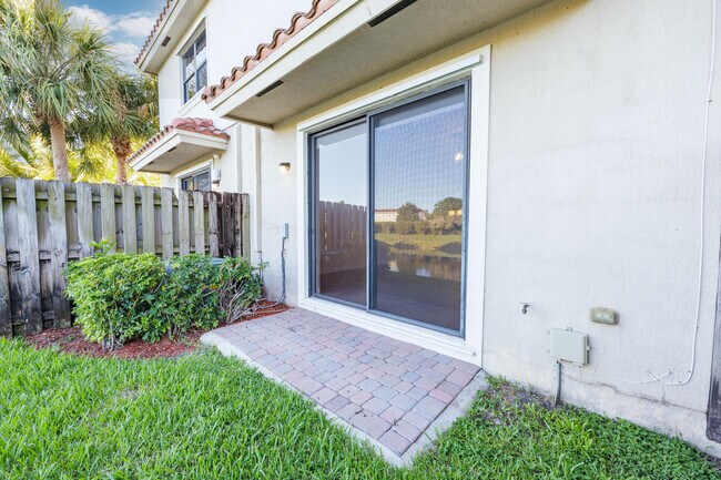 Building Photo - 5636 NW 58th Ln