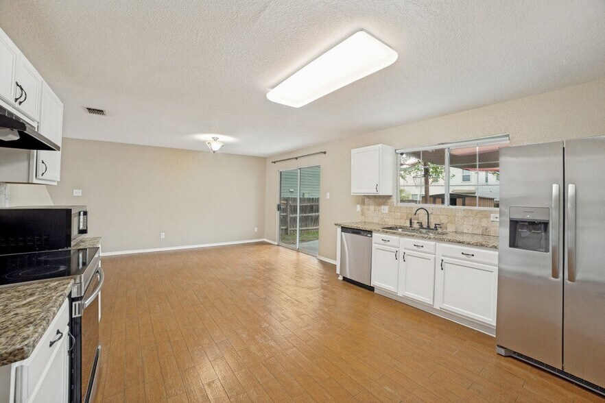 Building Photo - 5426 Wincheap Dr