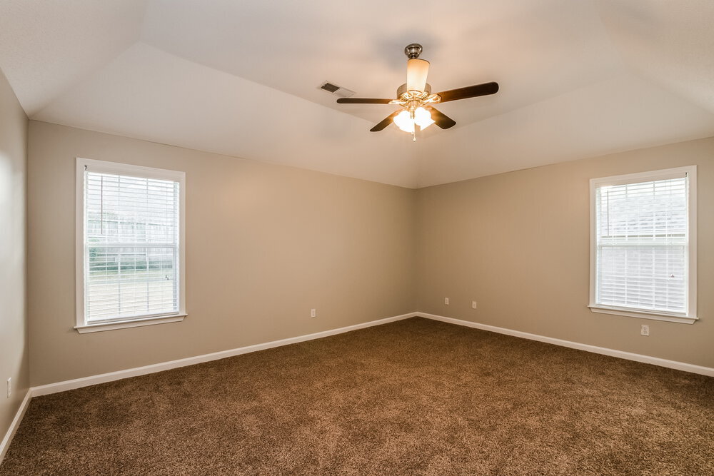 Building Photo - 9893 Farmyard Dr