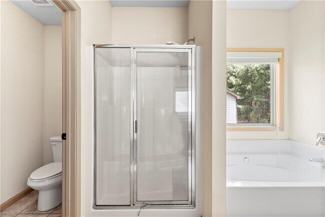 Building Photo - 1492 Station Ridge Ct SE