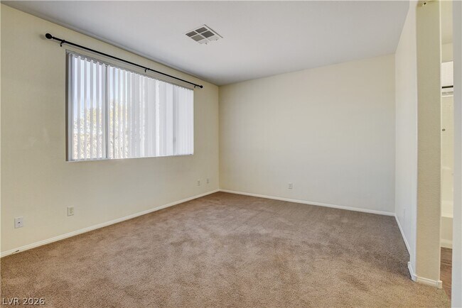 Building Photo - 9890 Ridgehaven Ave