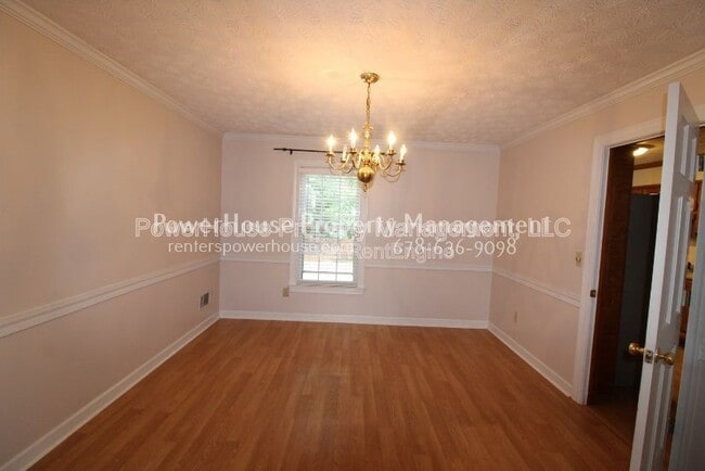 Building Photo - 3209 Henderson Walk