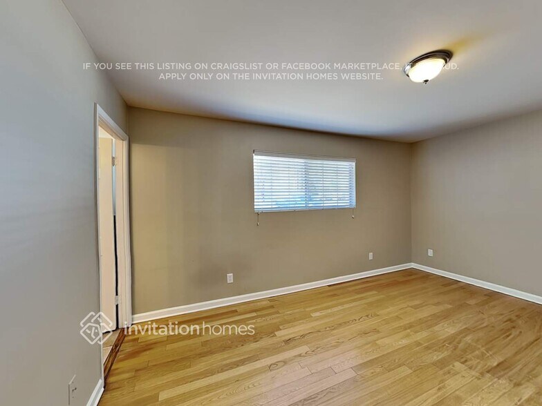 Building Photo - 7723 N 35th Ave