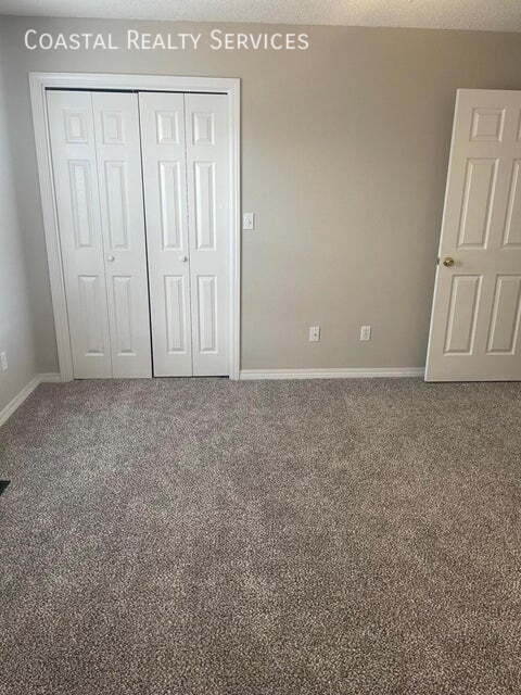 Building Photo - 2269 Whitman Ln