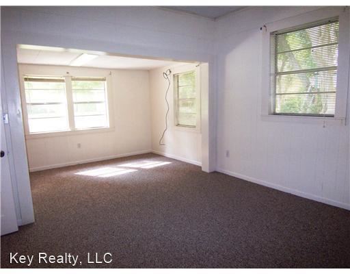 Building Photo - 2 br, 1.5 bath House - 6222 Masonic Drive