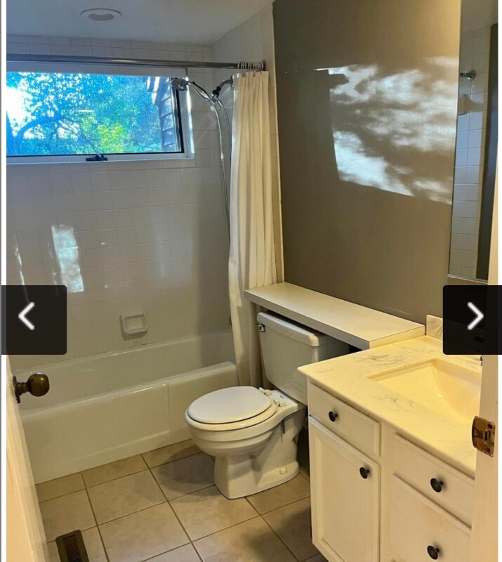 Building Photo - 1302 Hillburn Ave NW