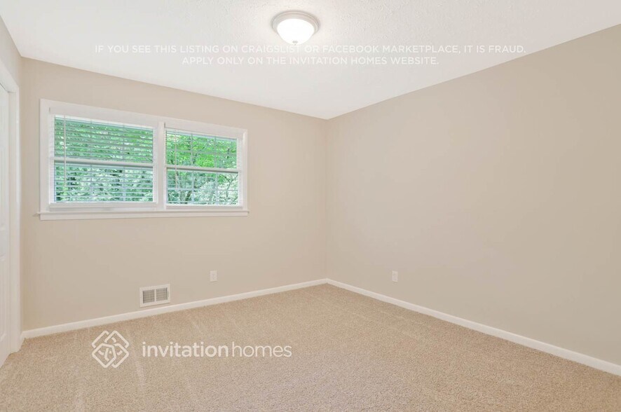 Building Photo - 1732 Virginia Cir