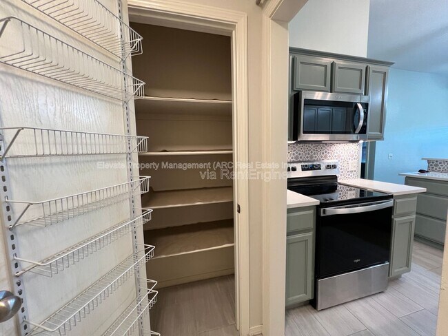 Building Photo - 2740 Red Fish Rd